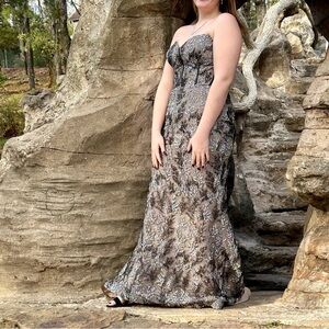 Women’s formal dress